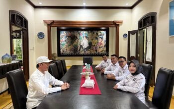 Temui Jokowi, Ketum Laskar Gibran Perintahkan Kader Jateng Rangkul Anak Muda Sampai Akar Rumput