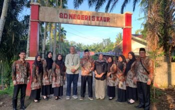 SDN 5 Kaur Jalani Visitasi Akreditasi, Kepala Sekolah Optimis Raih Nilai Unggul