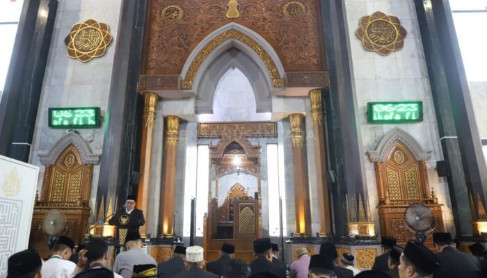 Idul Adha 1447 H: Bupati Jombang Ajak Masyarakat Refleksikan Makna Pengorbanan dan Empati Sosial