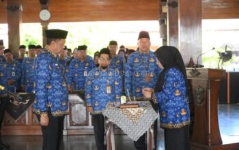 Pemkab Banjarnegara Kembali Lakukan Penyegaran Pejabat, Bupati : Rotasi ini Bukan Masalah Suka Tidak Suka