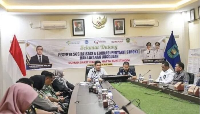 Wali Kota Sawahlunto Buka Sosialisasi Stroke dan Layanan Unggulan RS Otak M. Hatta Bukittinggi