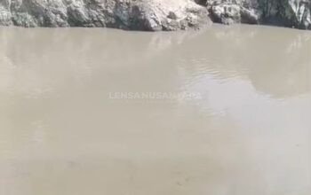 Saat Bupati Banjarnegara Tetapkan Siaga Darurat Bencana Kekeringan, Pengusaha Cucian Pasir Asyik Buang Limbah ke Sungai