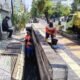 Cegah Genangan di Jantung Kota, DPU Semarang Keruk Sedimen Drainase