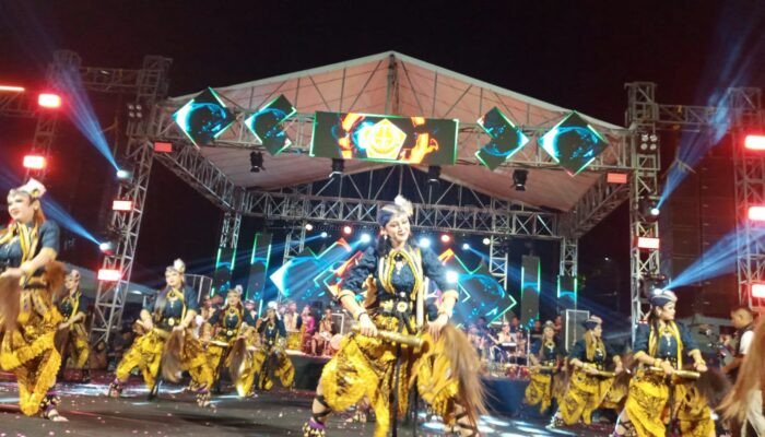 Persembahan AMF di Hari Bhayangkara ke 80, Penampilan Spektakuler Seni Saleho Karya Budaya di Banjarnegara Sukses