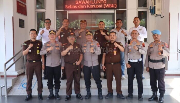 Perkuat Sinergitas Penegakan Hukum, Kapolres Sawahlunto Silaturahmi ke Kejaksaan Negeri