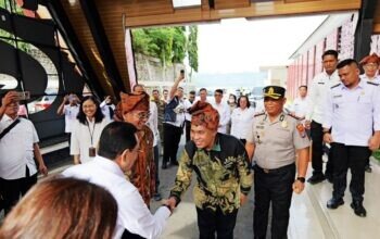 Wamenkes RI Serahkan X-Ray Portable untuk Simalungun, Perkuat Percepatan Eliminasi Tuberkulosis