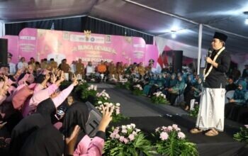 Bupati Jember Minta RT/RW dan Kader Posyandu Sosialisasikan Homecare, Tim Medis Datangi Rumah Pasien