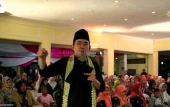 ​Bunga Desaku di Tanggul Jember, Gus Fawait Ajak Warga Manfaatkan Program UHC Prioritas