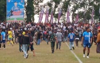 Semi Final Sepak Bola Open Turnamen Danlanud Cup XXIV di Purbalingga Ricuh, Wasit Terluka