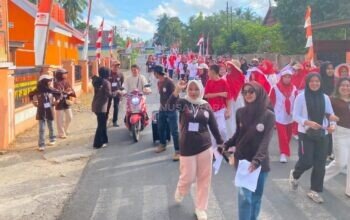 Jalan Santai Semarak HUT RI di Bonto Tangnga, Kapolsek Bontotiro Sampaikan Pesan Kebersamaan