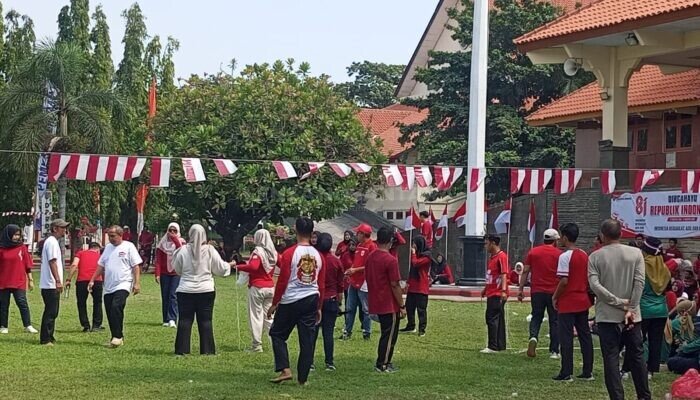 Semarak HUT RI ke-81, BPPKAD dan Setda Rembang Gelar Lomba di Halaman Setda