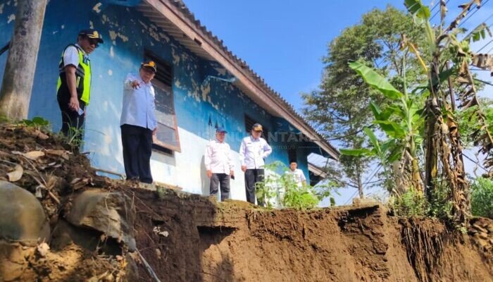 Talud IPA 1 Perumda Tirta Serayu Longsor, Distribusi Air Bersih Ribuan Warga di Banjarnegara Terganggu