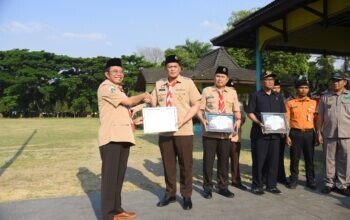 Kapolres Aryo Dapat Penghargaan Atas Peran Aktif Polres Bondowoso Operasi SAR Gunung Piramid