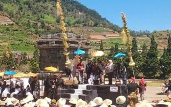 Ritual Pencukuran Rambut Bajang di DCF 2026 Banjarnegara, 13 Anak Meminta Syarat Unik-unik