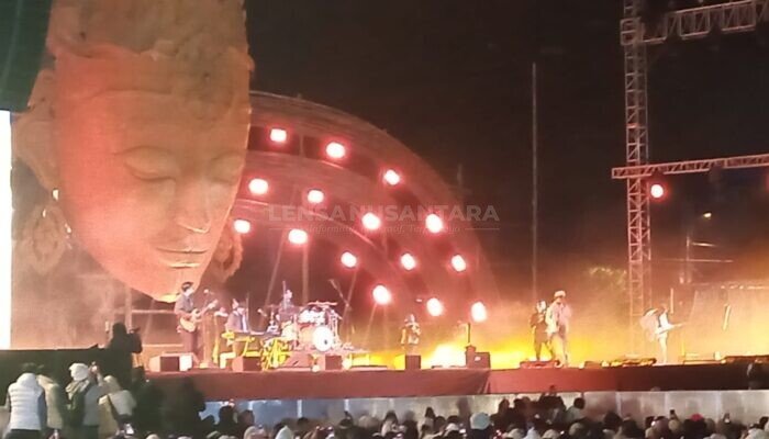 Pagelaran Jazz Atas Awan, Ribuan Wisatawan Penuhi Venue Pandawa di DCF ke-XVI Banjarnegara