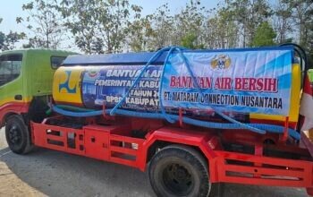 PT MCN Pasok Air Bersih untuk Warga Bogorejo, Lima Hari Berturut-turut